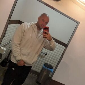 Meet your Posher, Arthur carlson